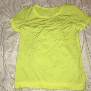 Bright swiftly breeze short sleeve